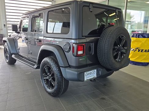 Used 2021 Jeep Wrangler Unlimited Sport image 11