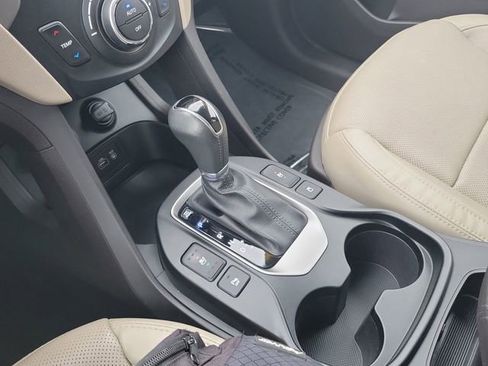 Used 2018 Hyundai Santa Fe Sport w/ 2.4L Tech Package 04 AWD/4WD image 32