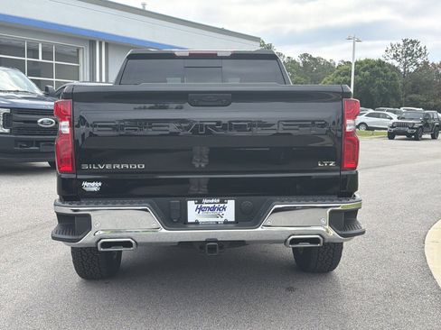 Used 2025 Chevrolet Silverado 1500 LTZ w/ LTZ Premium Package AWD/4WD image 6