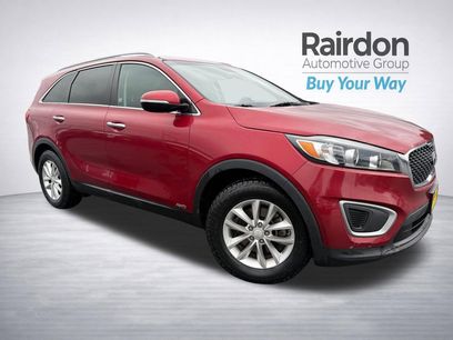 Used 2017 Kia Sorento LX w/ LX Convenience Package