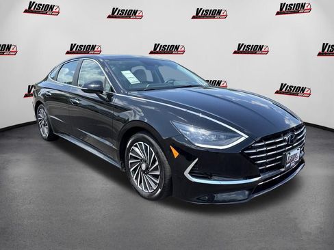 Certified 2023 Hyundai Sonata Limited FWD image 3