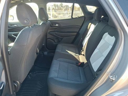 Certified 2024 Chevrolet Trax RS w/ Driver Confidence Package image 11