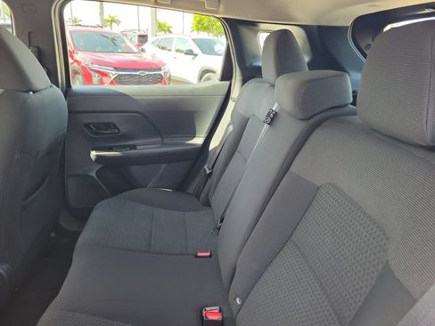 Used 2025 Nissan Kicks S FWD image 11