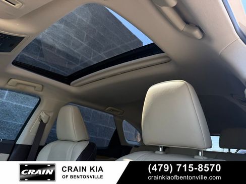 Used 2018 Lexus RX 350L AWD w/ Premium Package image 23