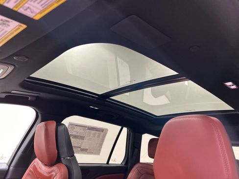 New 2026 Lincoln Aviator Reserve AWD/4WD image 28