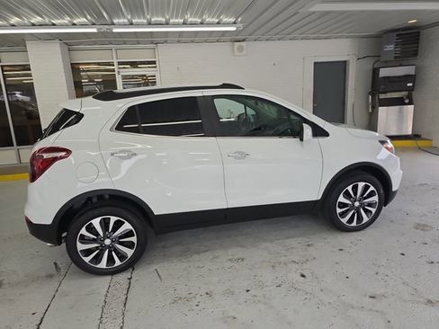 Certified 2022 Buick Encore Preferred w/ Safety Package image 6