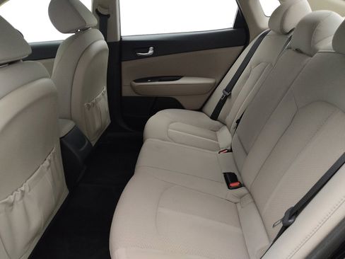 Used 2018 Kia Optima LX image 18