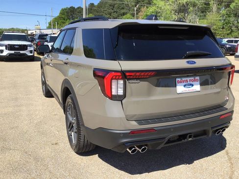 New 2026 Ford Explorer ST w/ Sun And Sound Package AWD/4WD image 12