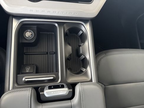 New 2026 Ford Expedition Max Active image 28