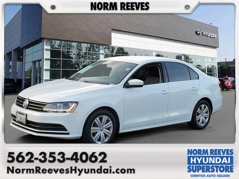 Used 2017 Volkswagen Jetta S FWD image 1
