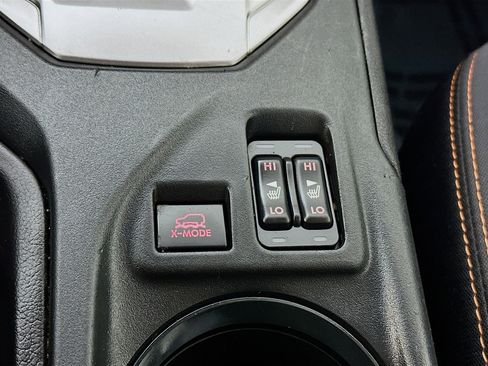 Used 2021 Subaru Crosstrek 2.0i Premium image 19