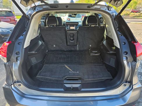 Used 2018 Nissan Rogue SL w/ Premium Package AWD/4WD image 7