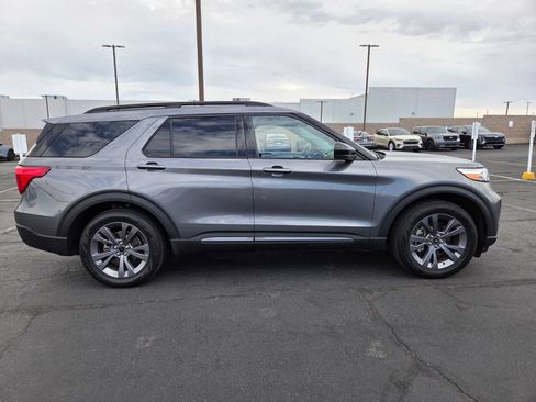 Certified 2023 Ford Explorer XLT w/ Equipment Group 202A RWD image 7