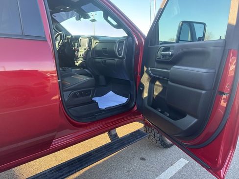 Used 2022 GMC Sierra 3500 AT4 w/ AT4 Premium Plus Package image 15