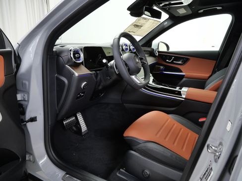 New 2026 Mercedes-Benz GLC 300 4MATIC image 7