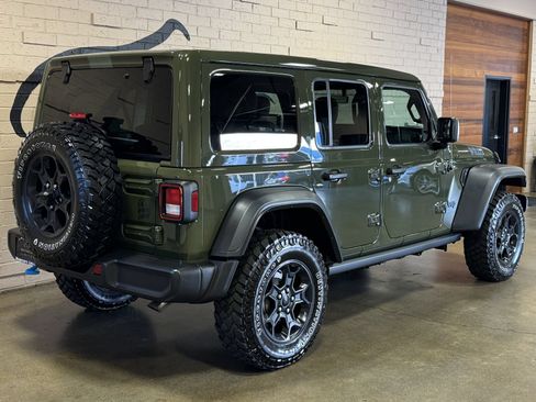 Used 2023 Jeep Wrangler Unlimited w/ Sun & Screen Package AWD/4WD image 4
