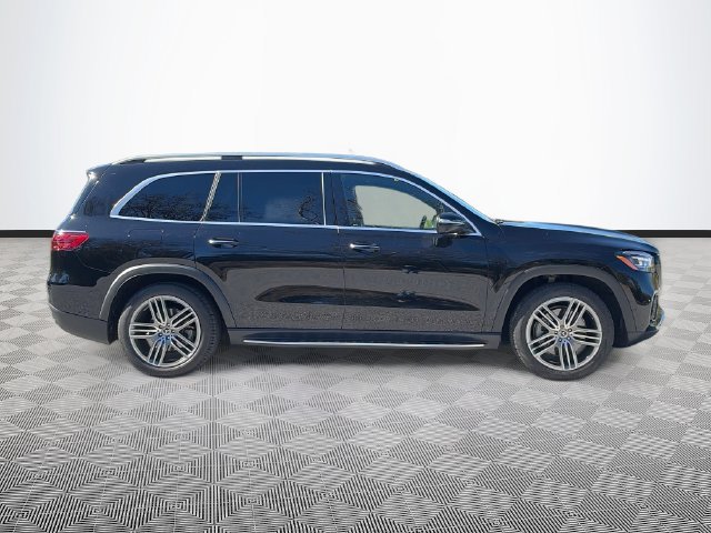 Used 2024 Mercedes-Benz GLS 450 4MATIC image 7