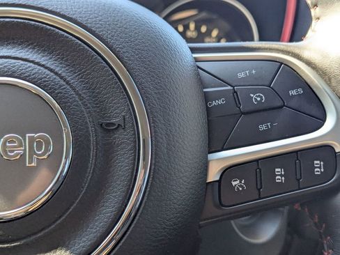 Used 2020 Jeep Compass Trailhawk w/ Cold Weather Group image 16