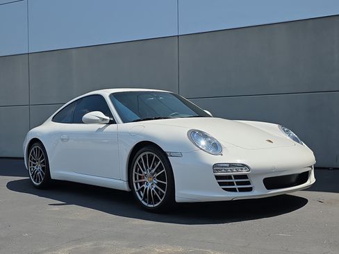 Used 2009 Porsche 911 Carrera S RWD image 9