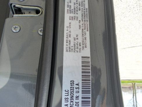 Used 2022 Jeep Cherokee Latitude w/ Sun & Sound Group image 17