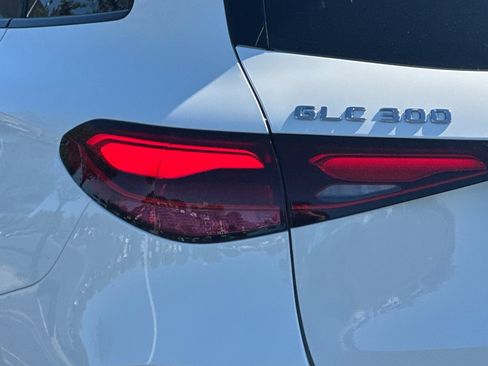 Used 2023 Mercedes-Benz GLC 300 image 46