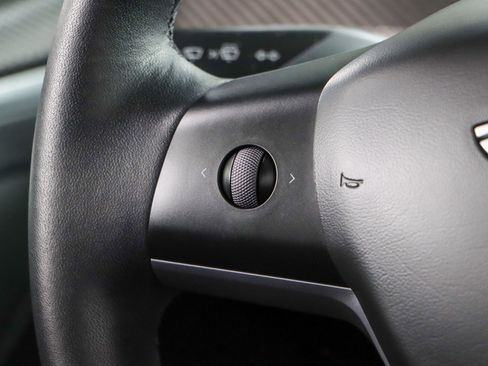 Used 2023 Tesla Model 3 Performance image 13