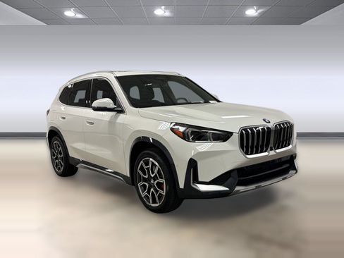 Used 2026 BMW X1 xDrive28i w/ Technology Package AWD/4WD image 6