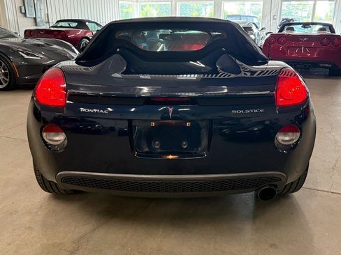 Used 2006 Pontiac Solstice Convertible w/ Premium Package RWD image 19