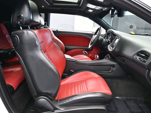 Used 2015 Dodge Challenger R/T Plus image 46