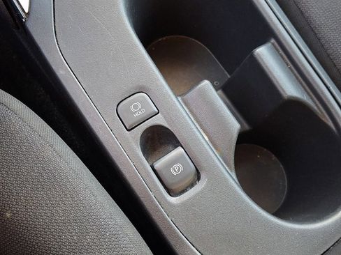 Certified 2024 Toyota Corolla LE image 22