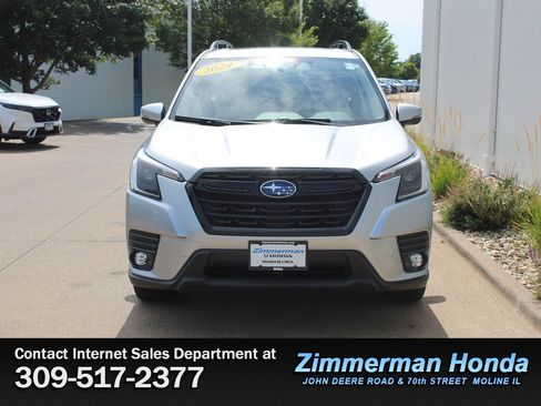 Used 2024 Subaru Forester Limited AWD/4WD image 4