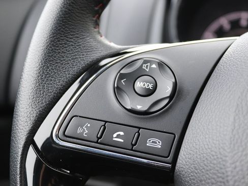 Used 2025 Mitsubishi Outlander Sport LE image 5