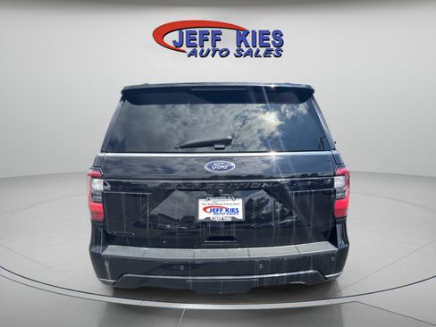 Used 2021 Ford Expedition Limited AWD/4WD image 12