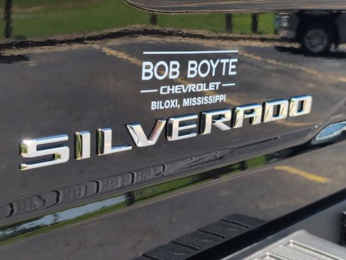 New 2026 Chevrolet Silverado 2500 LT w/ Z71 Chrome Sport Edition AWD/4WD image 6