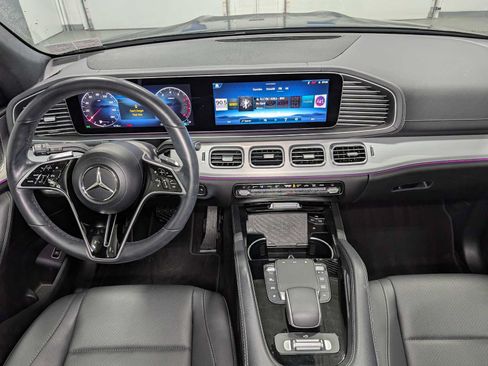 Certified 2024 Mercedes-Benz GLS 450 4MATIC image 19