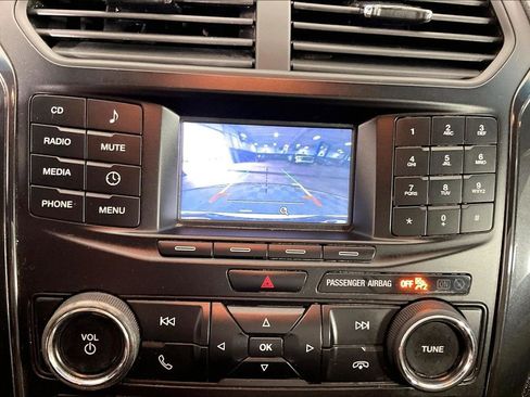 Used 2017 Ford Explorer FWD image 30