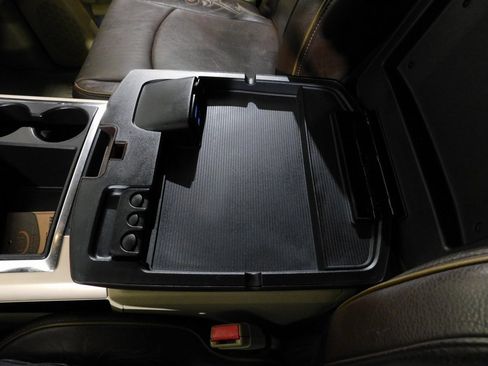 Used 2015 RAM 3500 Laramie Longhorn image 35