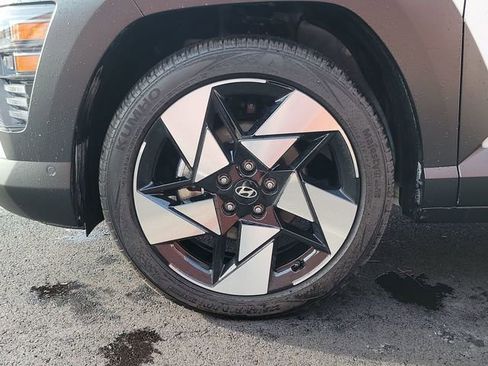 Used 2025 Hyundai Kona Limited image 29