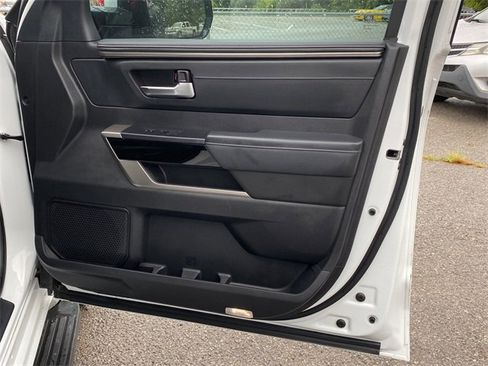 Used 2024 Toyota Sequoia Limited image 10