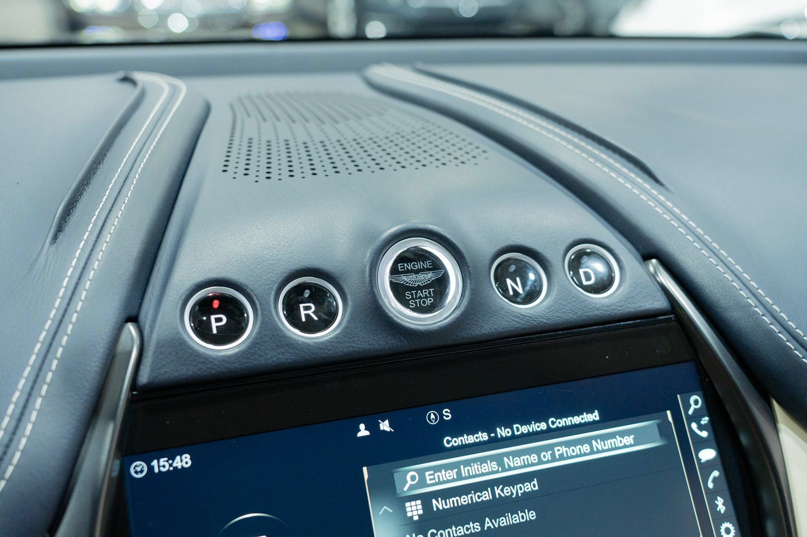 Used 2021 Aston Martin DBX AWD/4WD image 47
