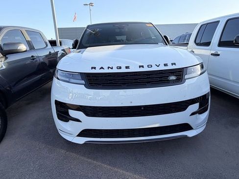 Used 2024 Land Rover Range Rover Sport Dynamic SE image 2