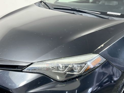 Used 2018 Toyota Corolla SE FWD image 10