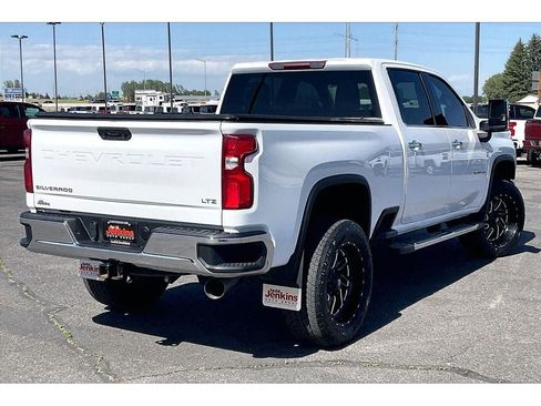 Used 2022 Chevrolet Silverado 3500 LTZ w/ Z71 Off-Road Package AWD/4WD image 15