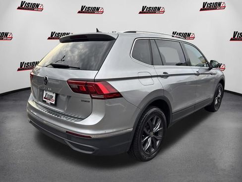 Used 2022 Volkswagen Tiguan SE AWD/4WD image 5