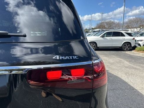 New 2026 Mercedes-Benz GLS 450 4MATIC image 6