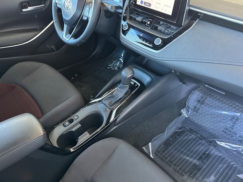 Used 2024 Toyota Corolla SE image 16