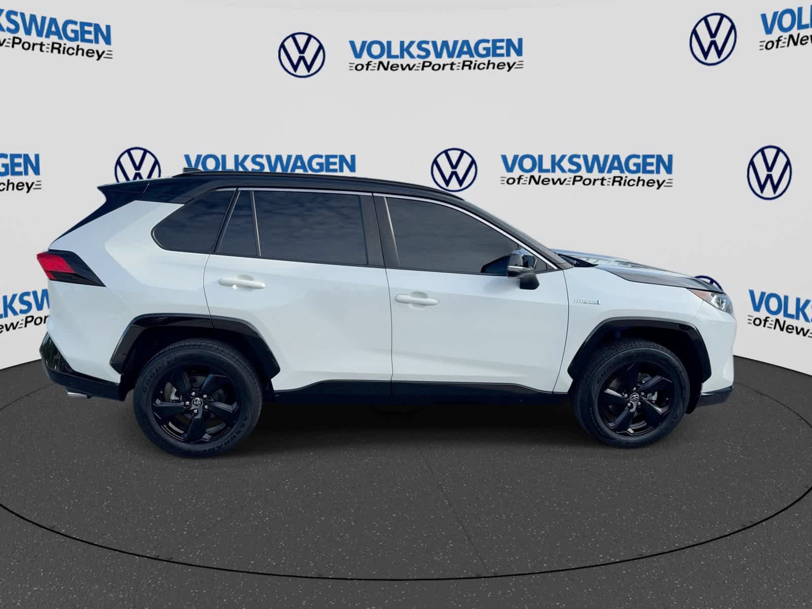 Used 2021 Toyota RAV4 XSE w/ XSE Grade Weather Package AWD/4WD image 15