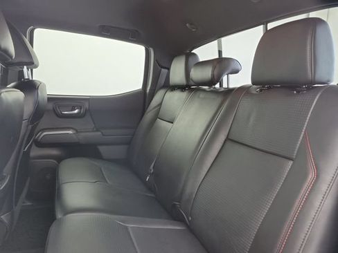 Used 2020 Toyota Tacoma TRD Pro AWD/4WD image 13