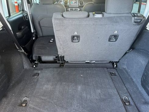 Used 2021 Jeep Wrangler Unlimited Sport AWD/4WD image 15