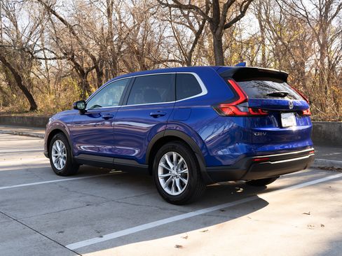 Used 2024 Honda CR-V EX image 7